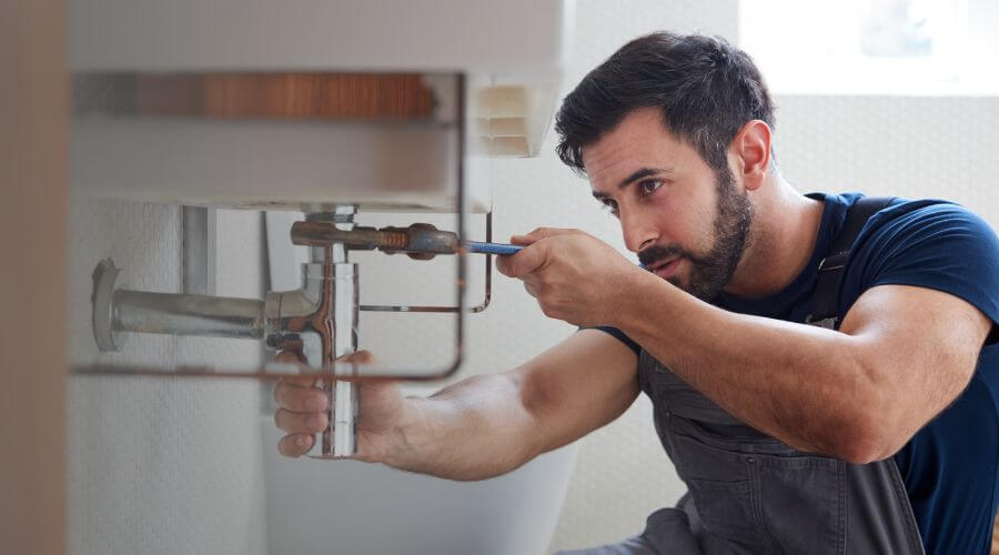 Professional water heater installation services in Mclean, TX